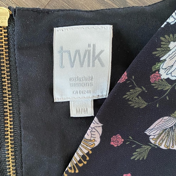 Twik floral dress A Line sleeveless - Picture 3 of 5